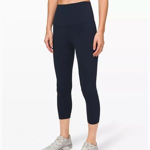 Lululemon navy align cropped leggings